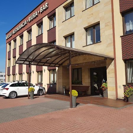 Gosciniec Biznesowy Hostel Dąbrowa Górnicza Εξωτερικό φωτογραφία