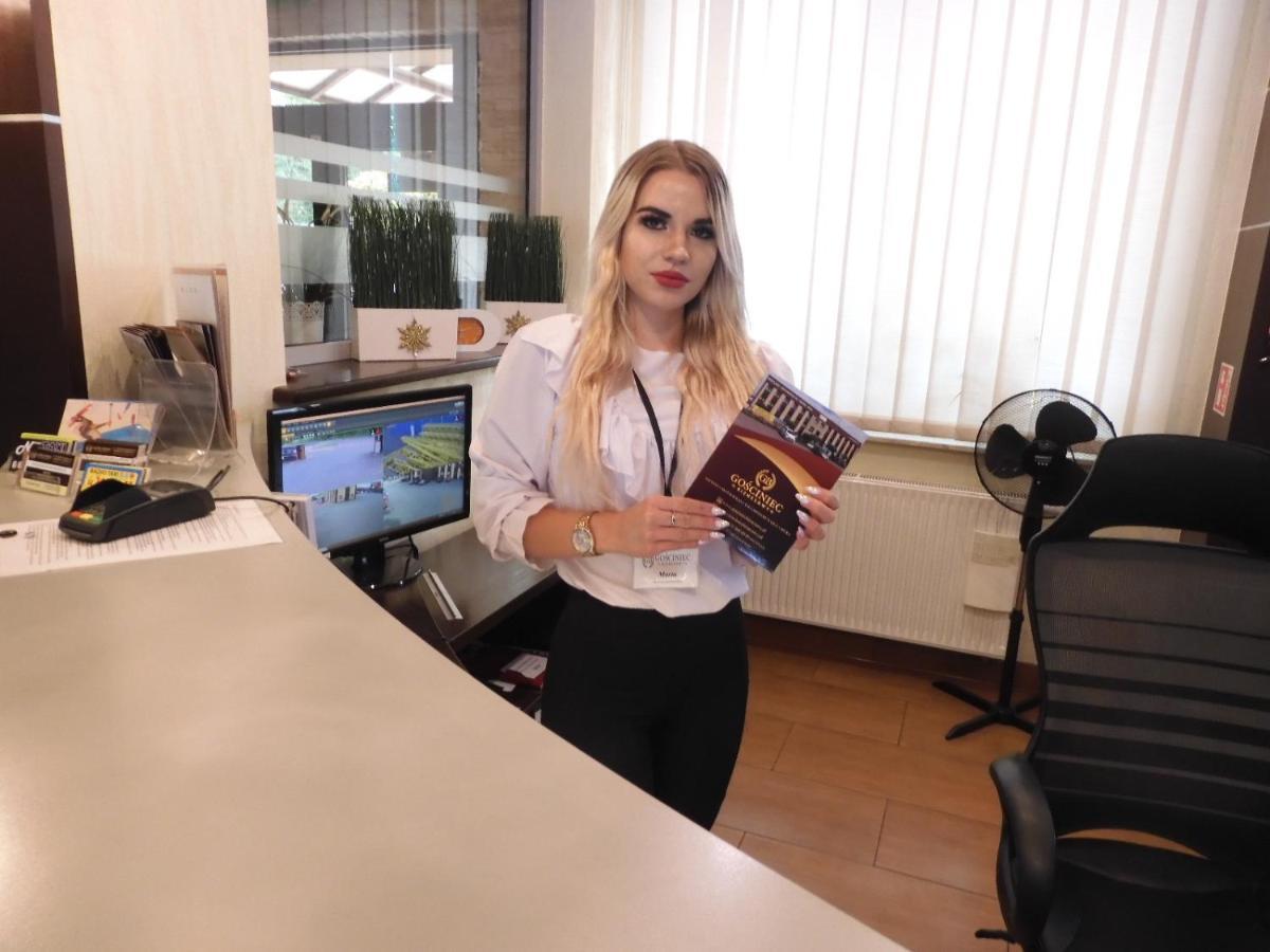 Gosciniec Biznesowy Hostel Dąbrowa Górnicza Εξωτερικό φωτογραφία