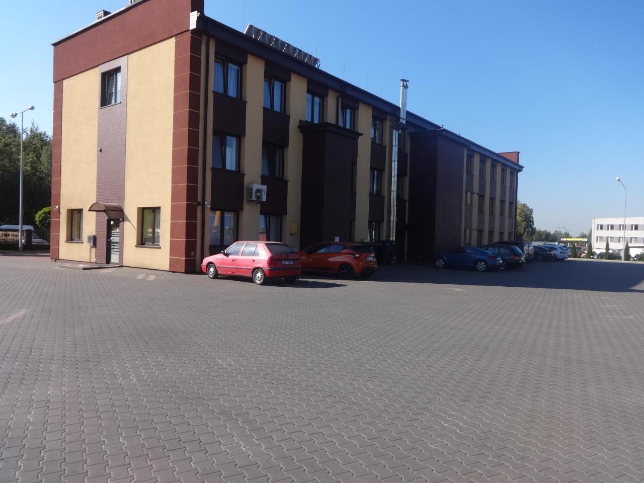 Gosciniec Biznesowy Hostel Dąbrowa Górnicza Εξωτερικό φωτογραφία